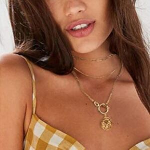 ✨💫 Gold Tone 3 layer Lock Necklace✨💫